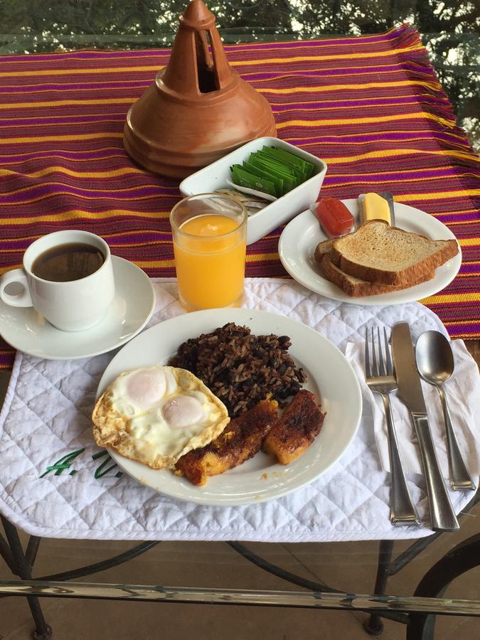 Airport Rio Segundo Studio Bed & Breakfast Alajuela ภายนอก รูปภาพ